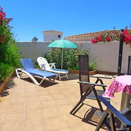 Limoneros 8 - Sleeps 4 - Ground Floor * Nerja