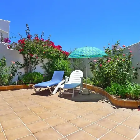 Limoneros 8 - Sleeps 4 - Ground Floor Appartement *
